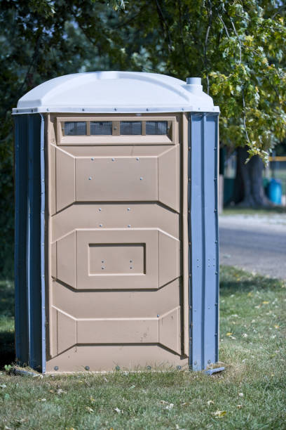 Best Portable bathroom rental  in Bay St Louis, MS